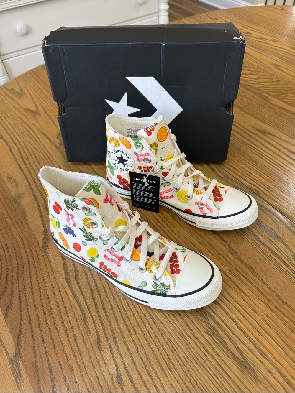 Converse Chuck Taylor All Stars High Top Sneakers, Fruit, Size 8, NIB